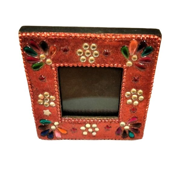 Red Jeweled Frame Table Picture Metallic Beaded 3 x 3 - Picture 2 of 5